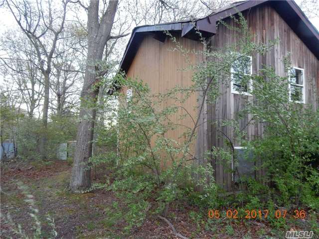 32 Grenville Ave