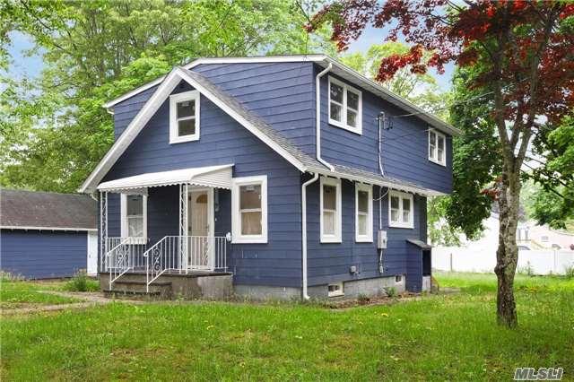 163 Monroe Dr