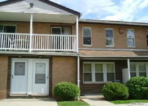112 Artist Lake Dr