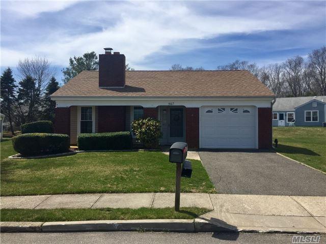 18 Hilltop Ln