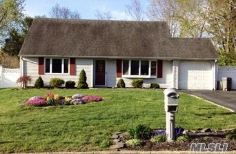 18 Hilltop Ln