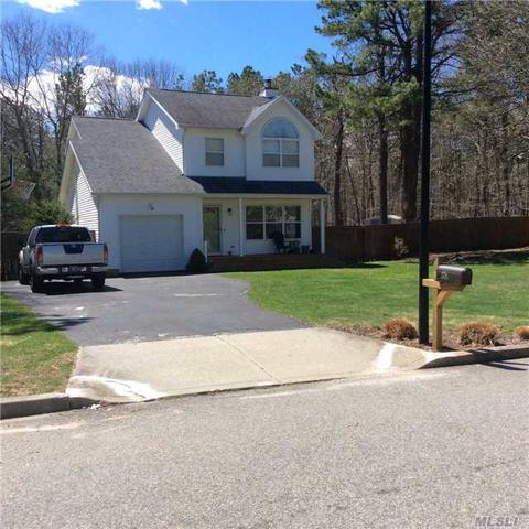 18 Hilltop Ln