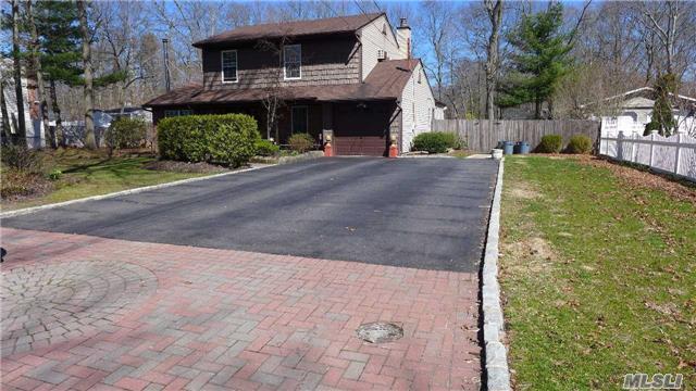 573 Sleepy Hollow Dr