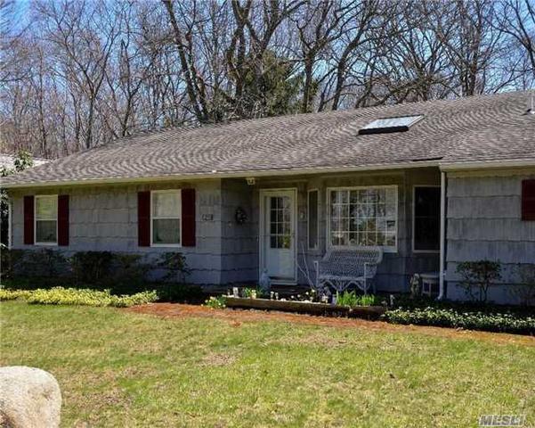 1450 Cedar Dr