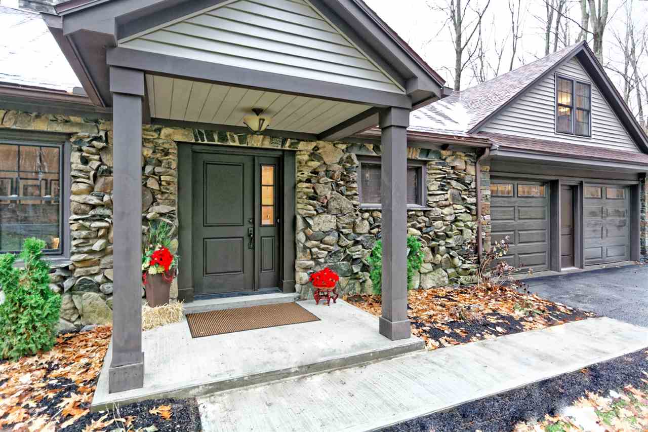 313 Thais Rd