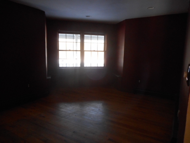 50 Cobblestone Ct