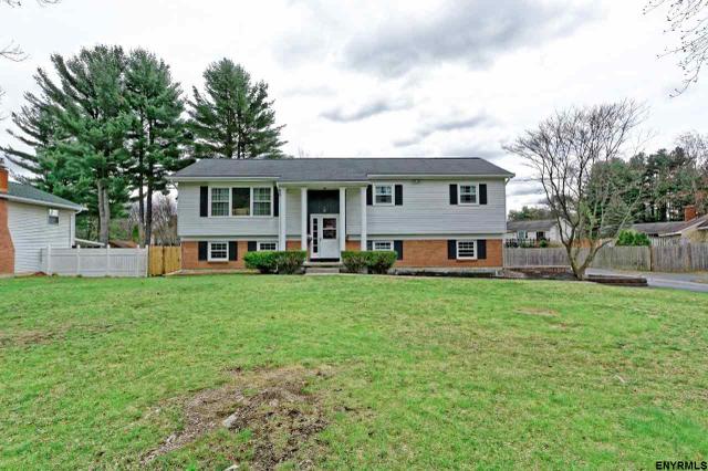 14 Bonneau Rd