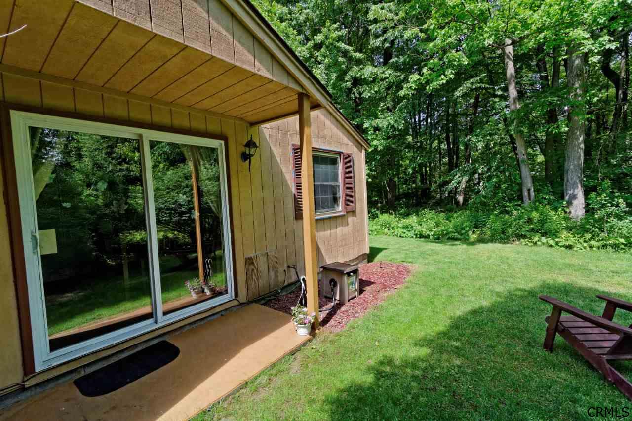 For Sale: 10 Glenbrook Dr Clifton Park, NY 12065