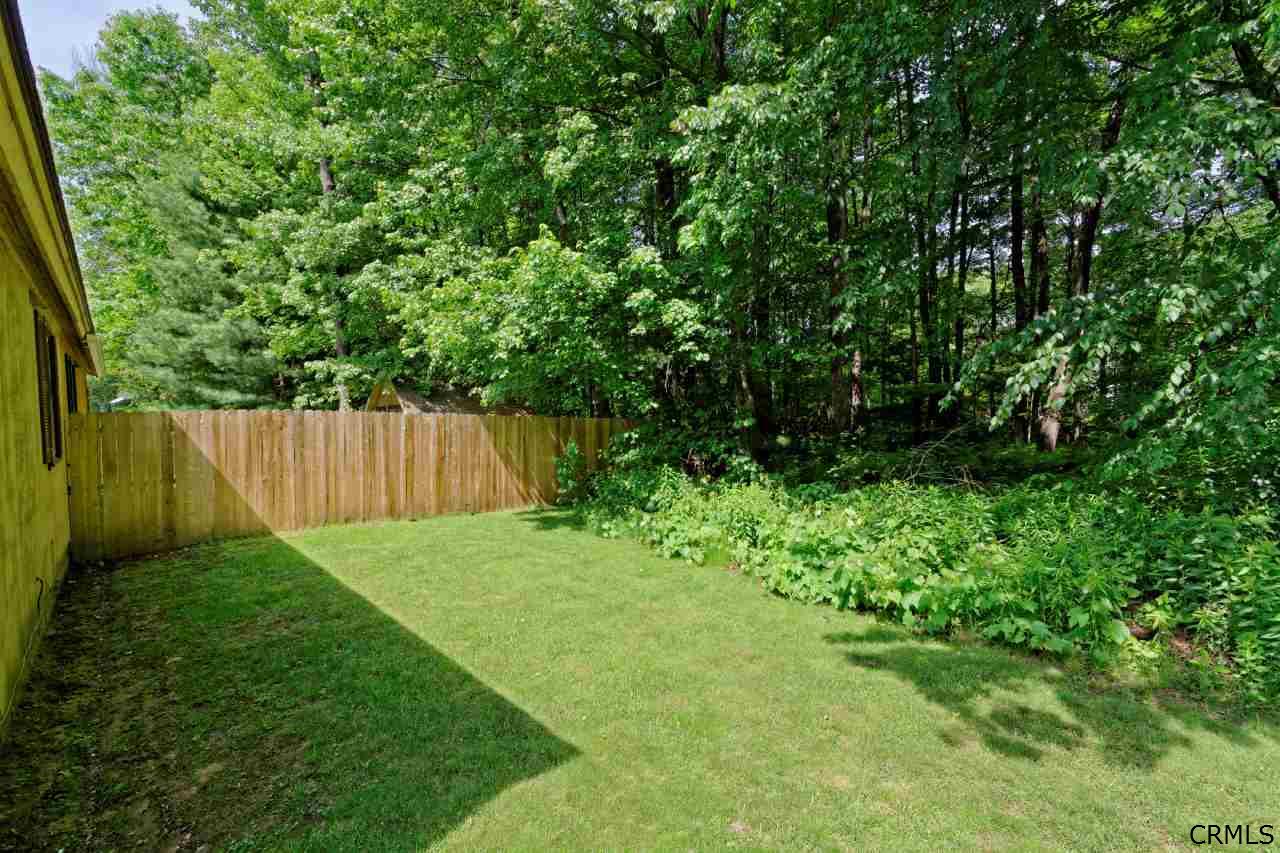 For Sale: 10 Glenbrook Dr Clifton Park, NY 12065