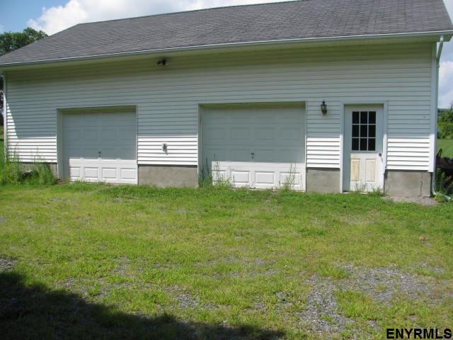 220 Swart Hill Rd