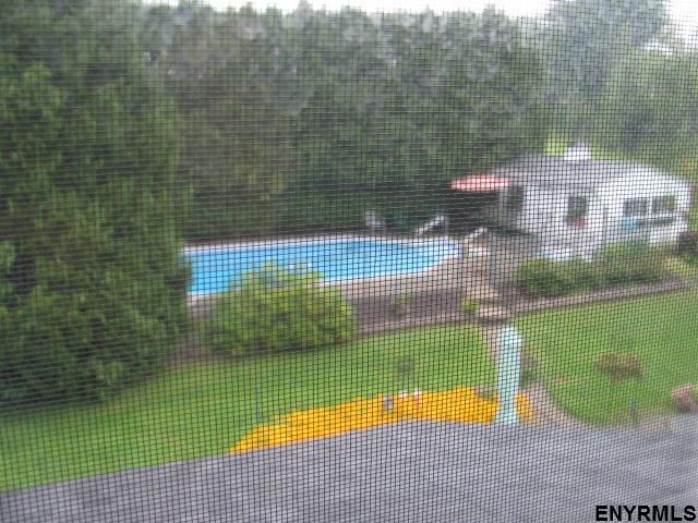 220 Swart Hill Rd