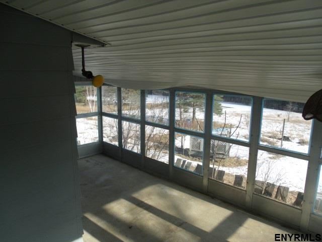 950 Sacandaga Rd