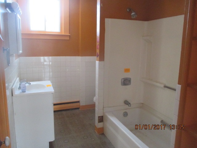 42 River St