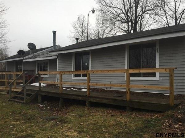 219 Edward St
