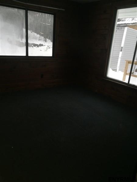 219 Edward St