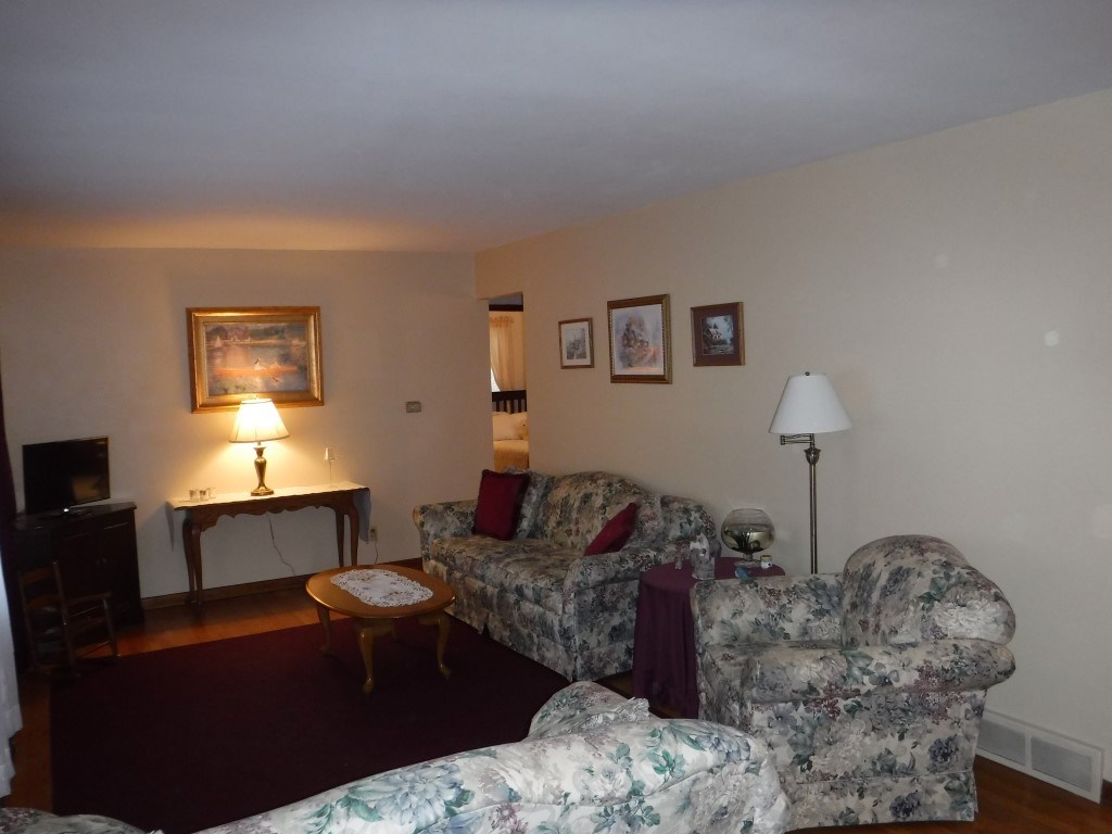 54 Carroll Hill Ct