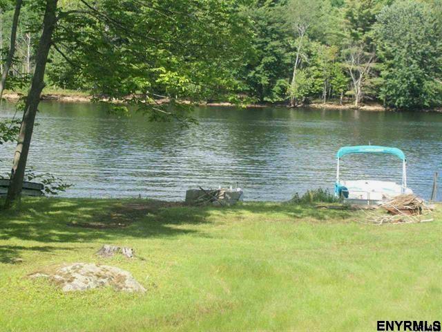 5871 Lake Rd