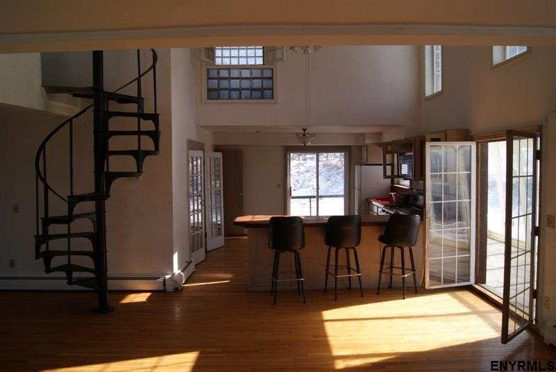 153 Spring St
