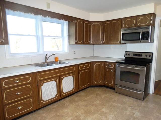 61 Beaver Dam Rd