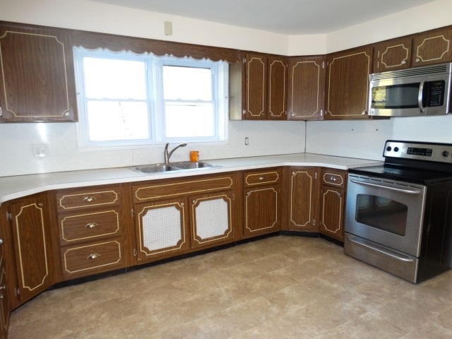 61 Beaver Dam Rd