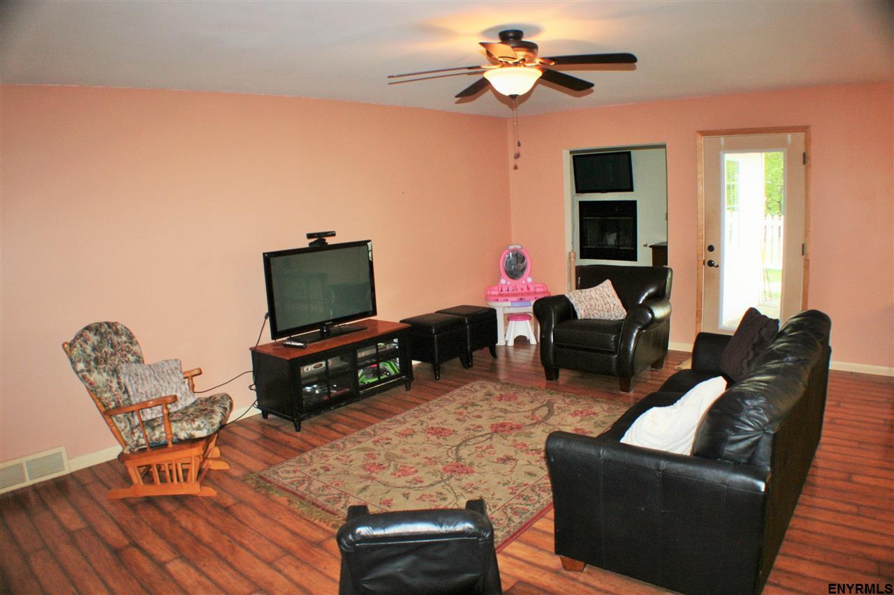 17 Tioga Ter