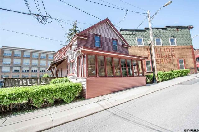 311 River Rd