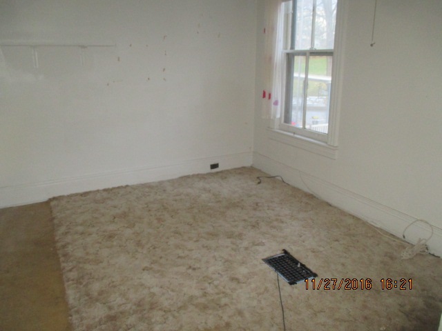 17 Gurley Ave