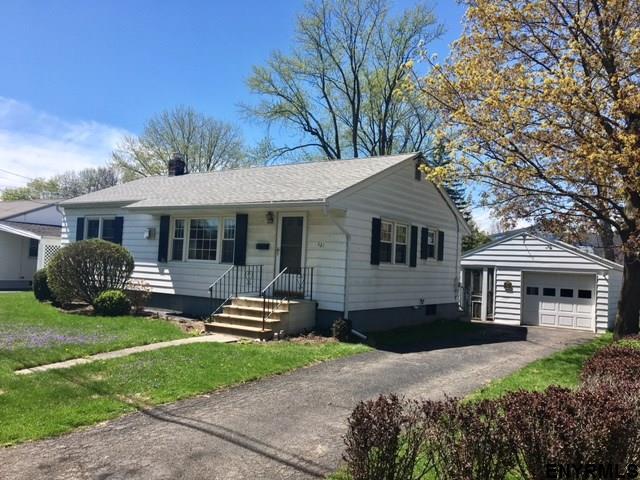 9 Edenburg Ave