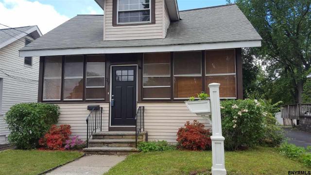 34 Elmhurst Ave
