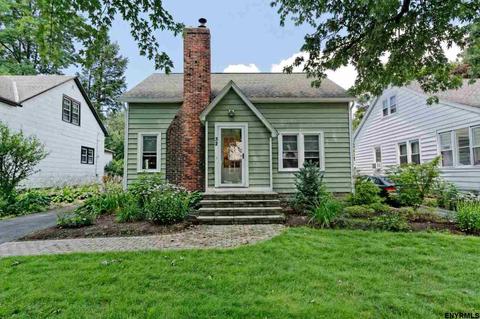 74 Hawthorne Ave