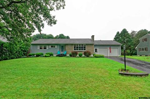 12 Oak Hill Dr