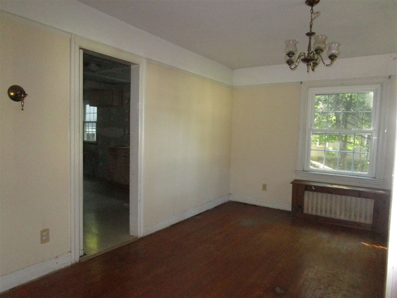 13 Van Buren Rd