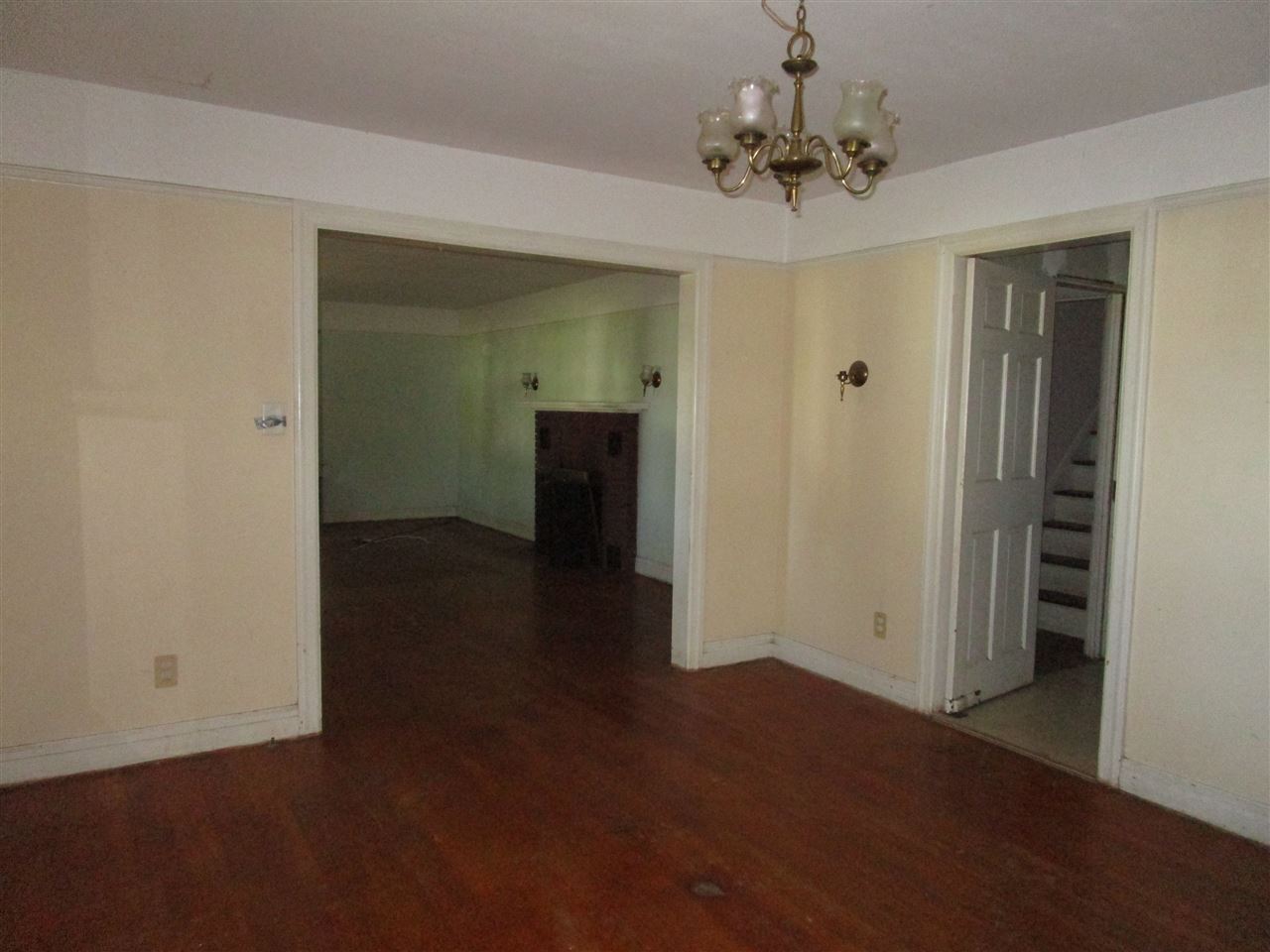 13 Van Buren Rd