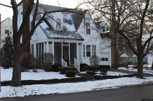 24 Ingersoll Ave
