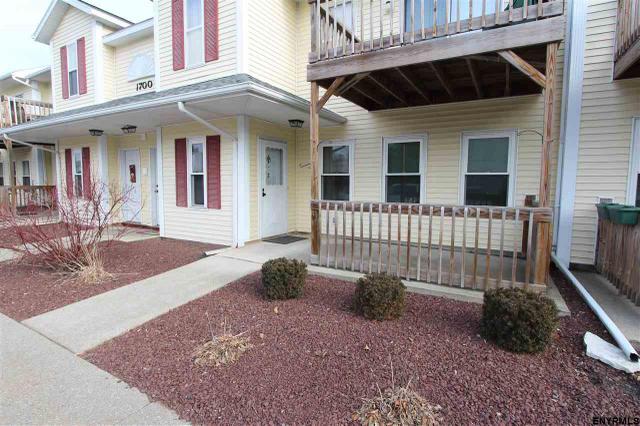 24 Ingersoll Ave