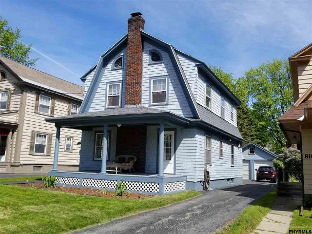 1024 Lexington Ave