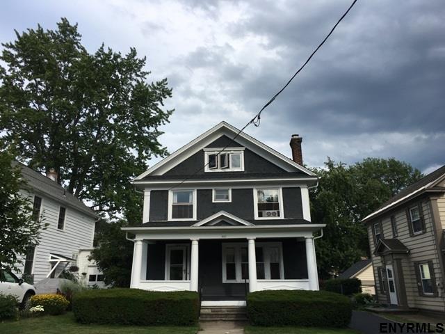 1024 Lexington Ave