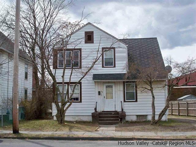 40 Abruyn St