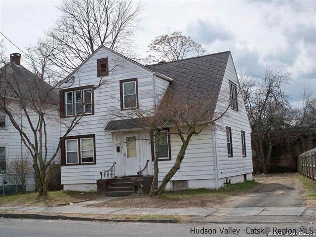 40 Abruyn St