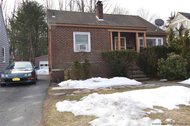 40 Abruyn St