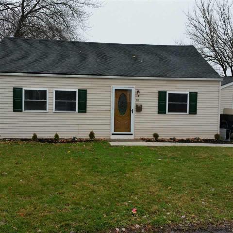 120 Maxwell Ln