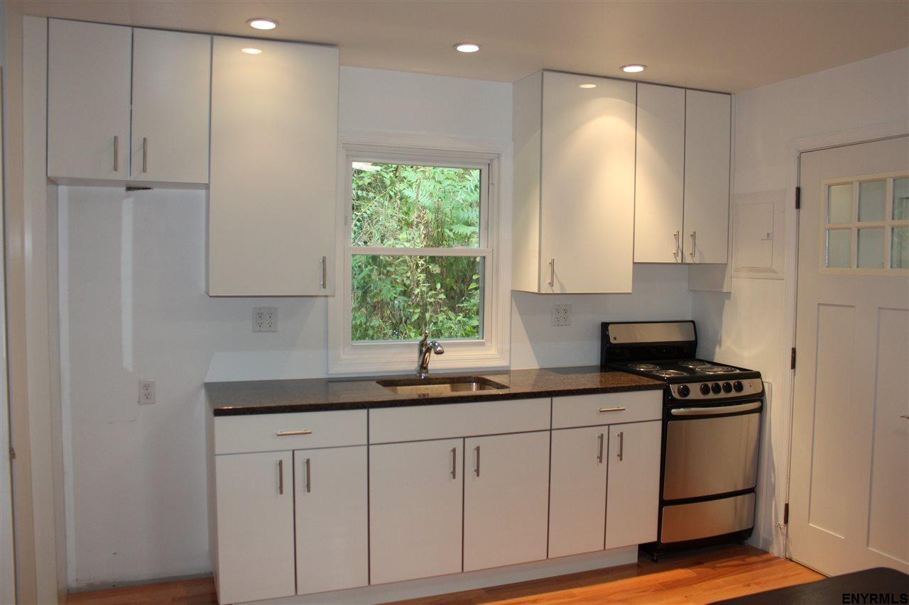 19 Huguenot St ## -2