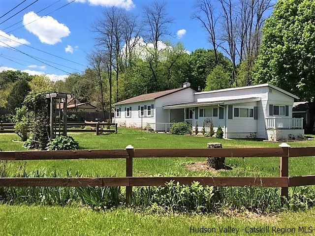 35 Fairview Ave