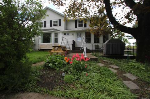 8 N Vernon St