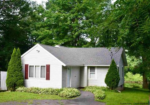 23 Indian Springs Ln