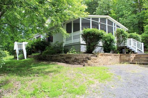 23 Indian Springs Ln