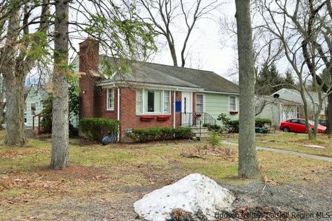 23 Indian Springs Ln