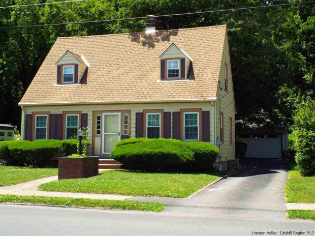 114 Latham Cir