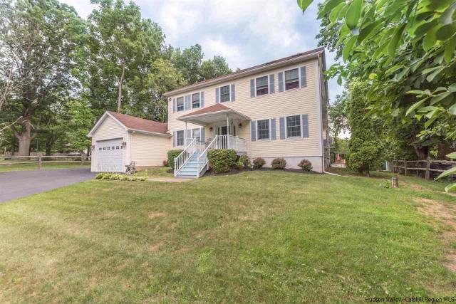 114 Latham Cir