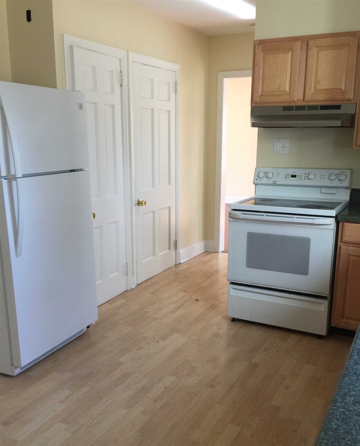 11 Cedar Ave